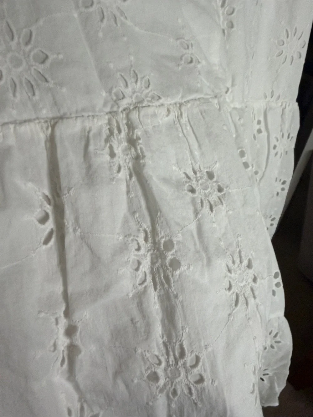 Zara White Eyelet V-Neck Tiered Tunic